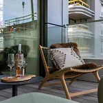 Huswell - Stylish 2 Bedroom With Terrace And Parking