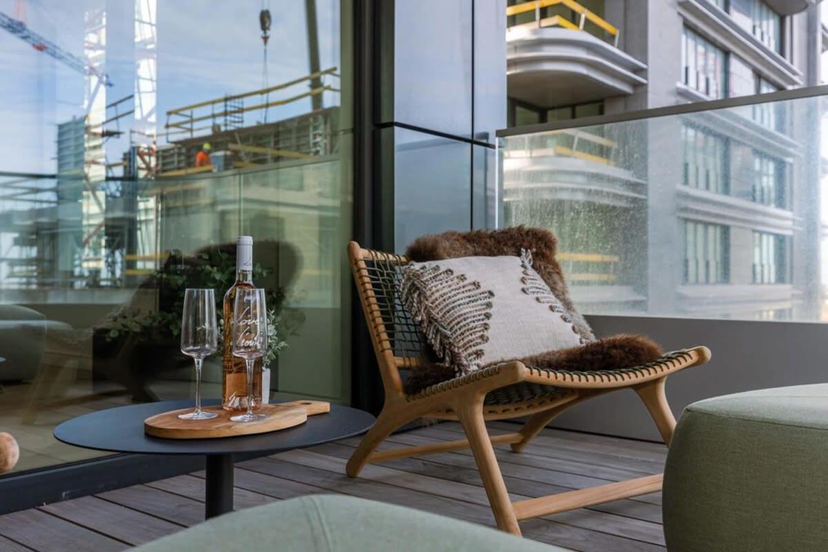Huswell - Stylish 2 Bedroom With Terrace And Parking