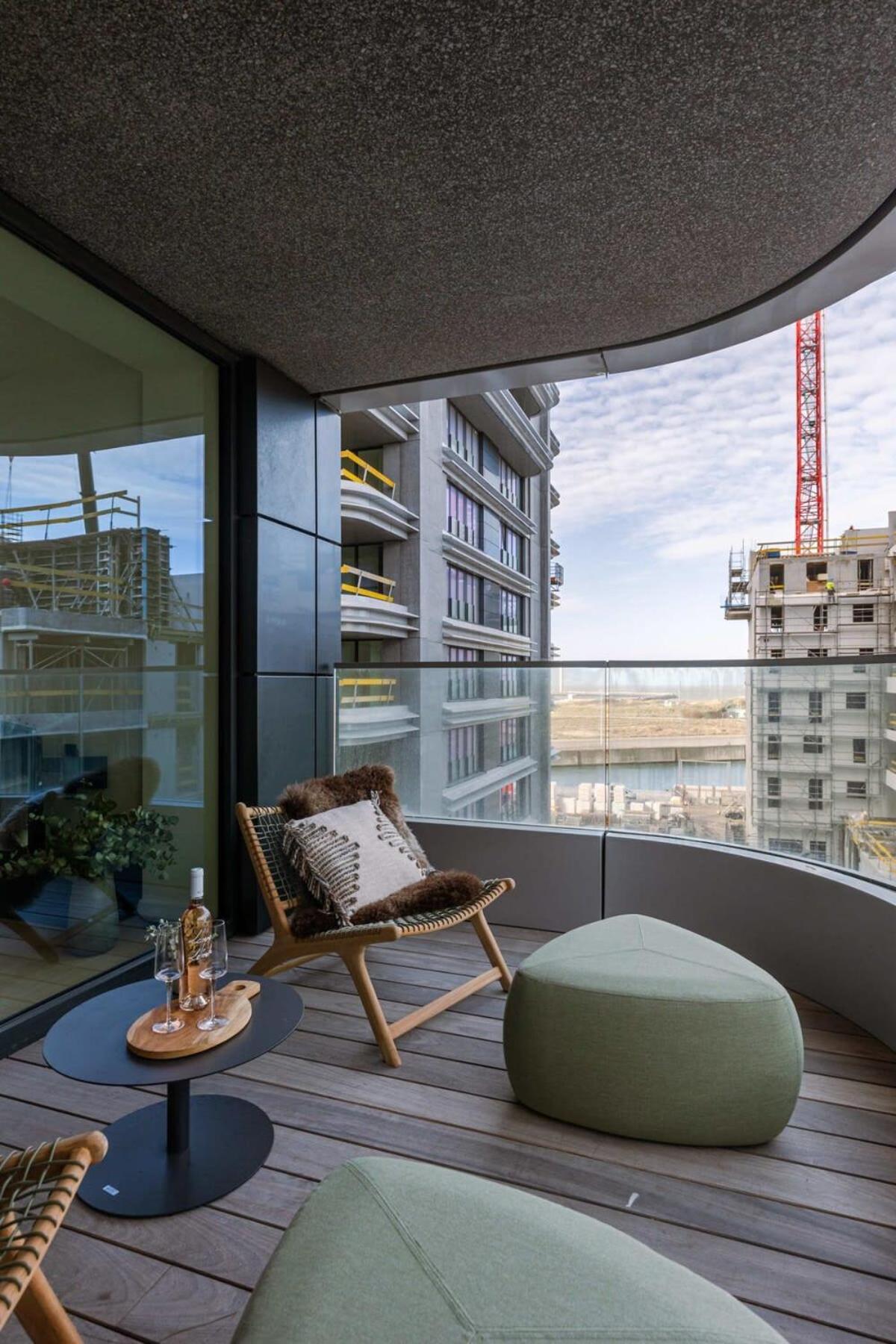 Huswell - Stylish 2 Bedroom With Terrace And Parking Appartement Oostende